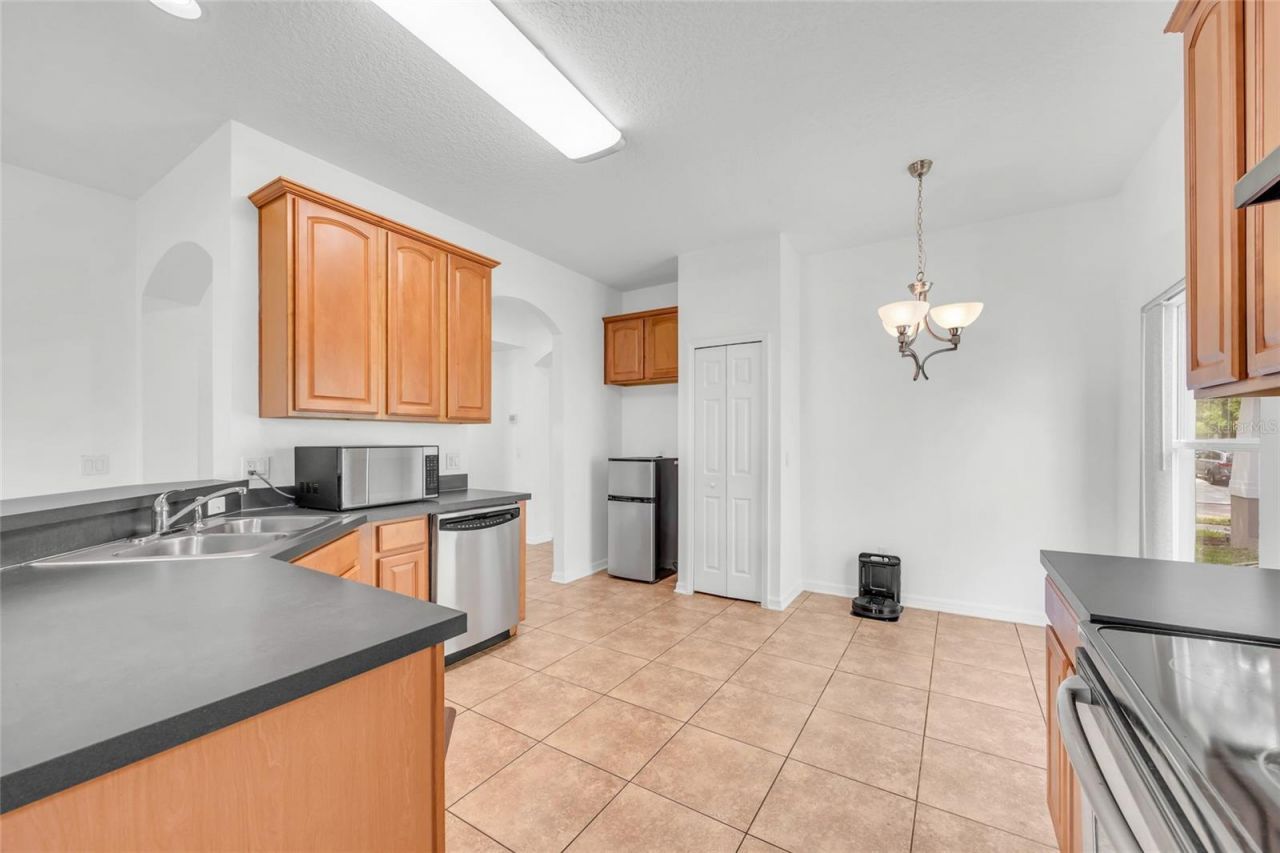 14643 Tanja King Boulevard, Orlando, FL 32828 Photo