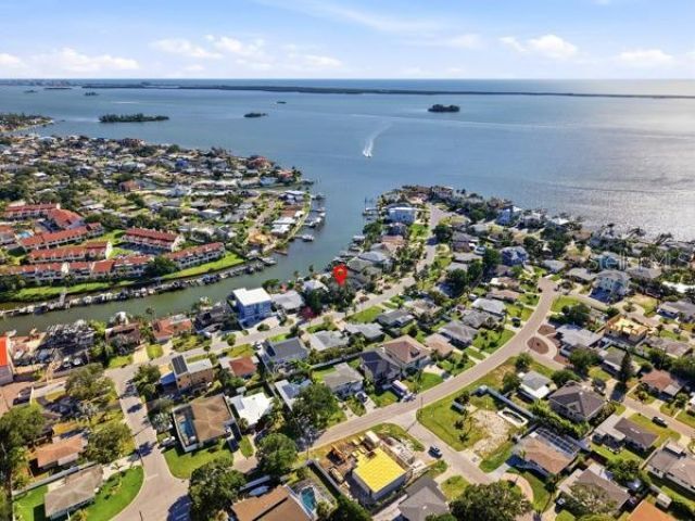 567 Baywood Drive S, Dunedin, FL 34698 Photo