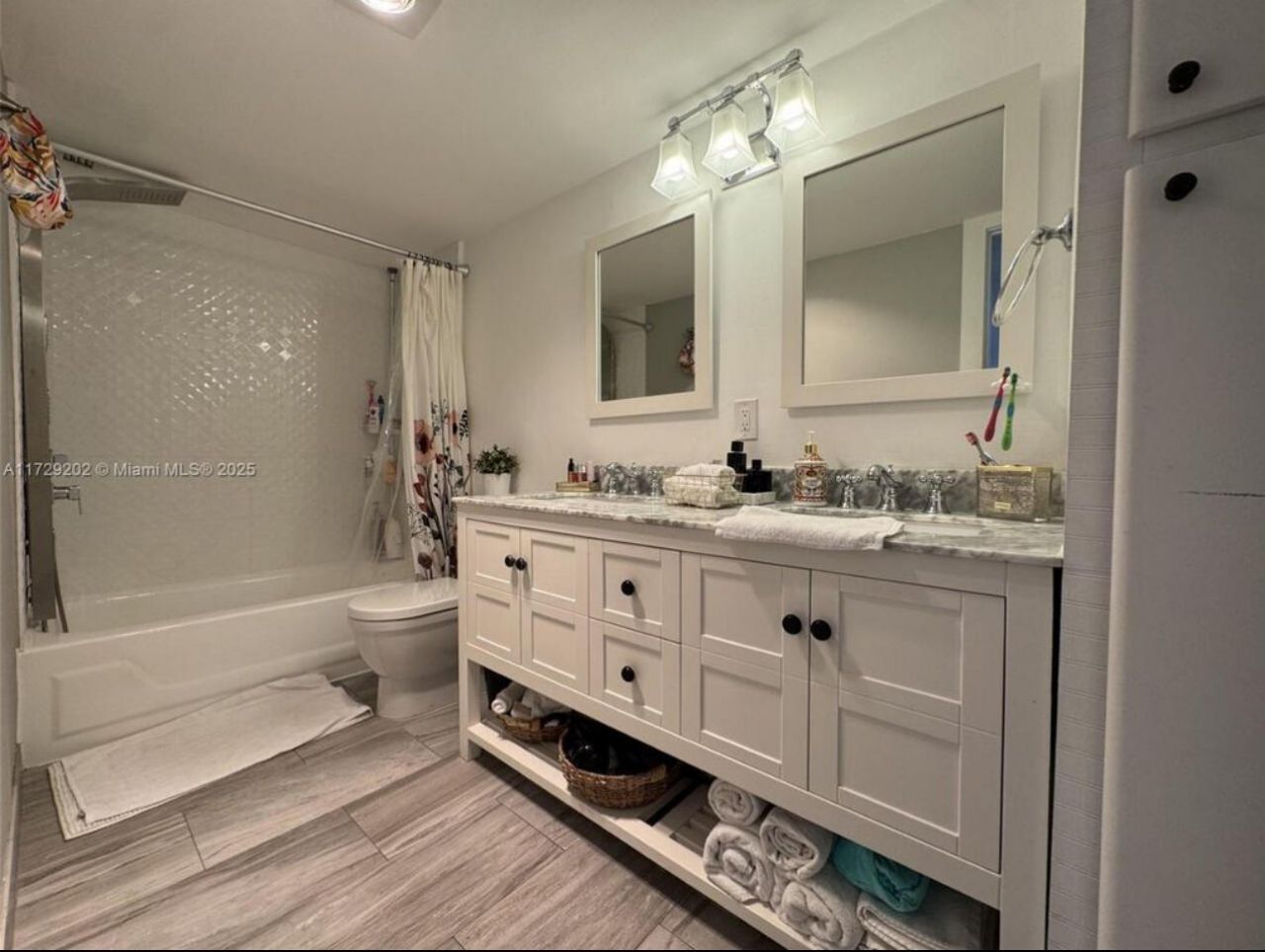 11930 N Bayshore Drive, Unit Ph10, North Miami, FL 33181 Photo