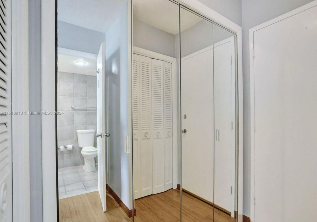 11930 N Bayshore Drive, Unit 601, North Miami, FL 33181 Photo