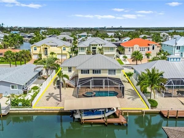 320 Madison CT , FORT MYERS BEACH, FL 33931