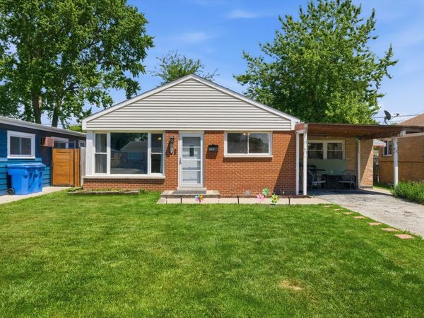 8411 S Knox Avenue , Chicago, IL 60652