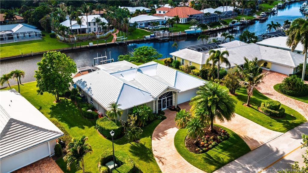3554 SE Fairway East , Stuart, FL 34997 Photo