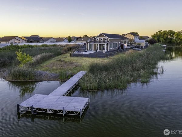 1300 W Marina Drive, Unit 7, Moses Lake, WA 98837
