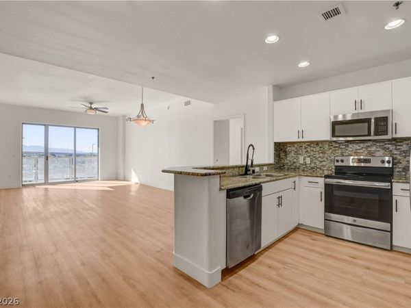 8255 LAS VEGAS Boulevard, Unit 618, Las Vegas, NV 89123
