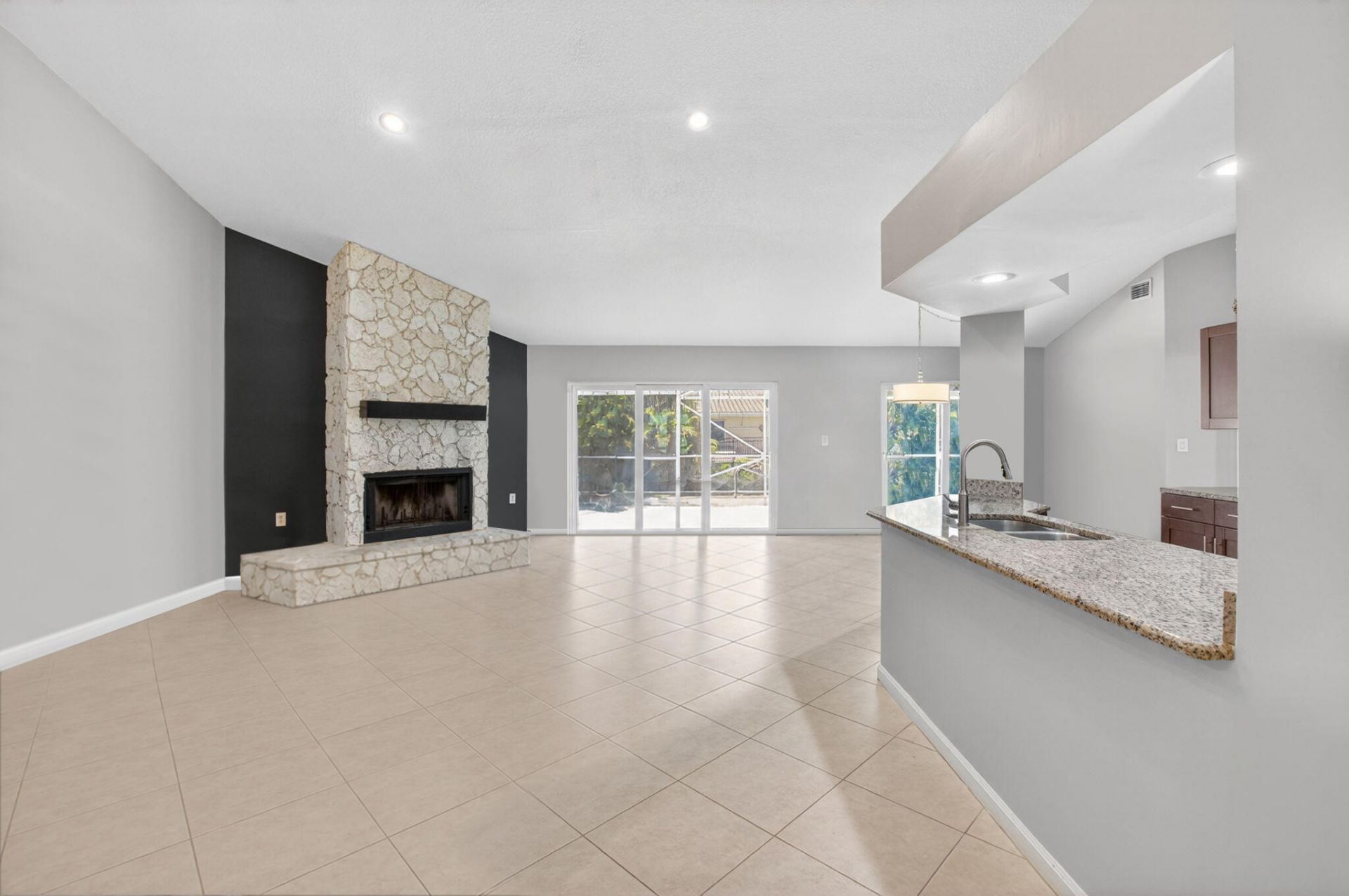 7069 NW 3rd Avenue, Boca Raton, FL 33487 Photo