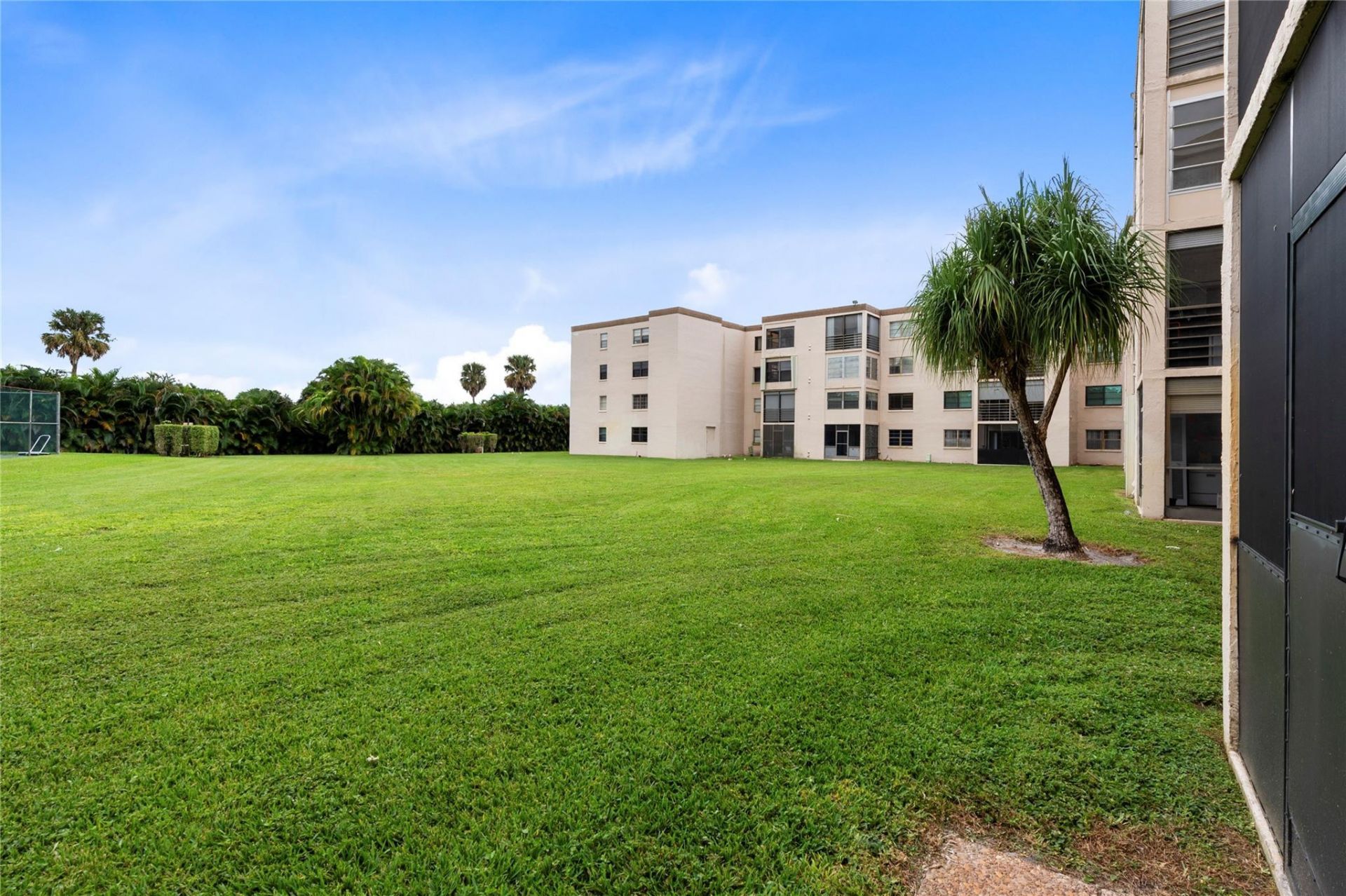 9300 SW 8th Street, Unit 102, Boca Raton, FL 33428 Photo