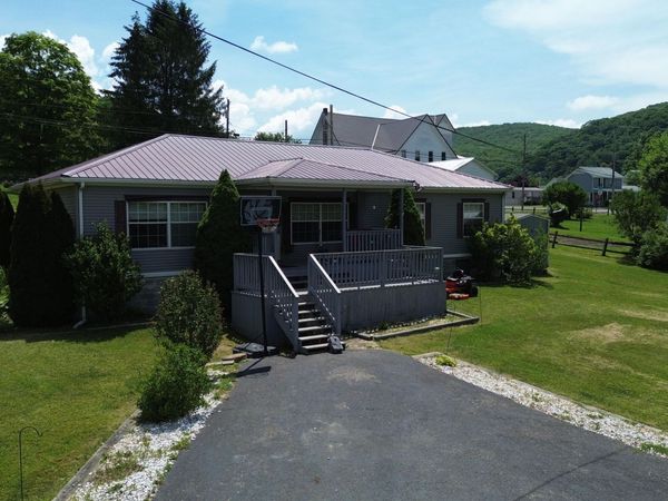 180 Third Ave, Durbin, WV 26264