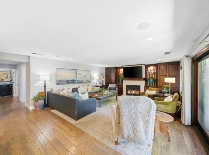 9033 Laguna Lake Way, Elk Grove, CA 95758 Photo