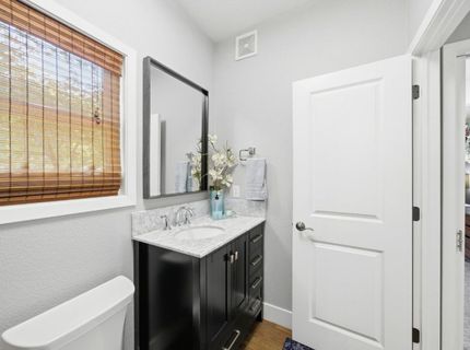 9033 Laguna Lake Way, Elk Grove, CA 95758 Photo
