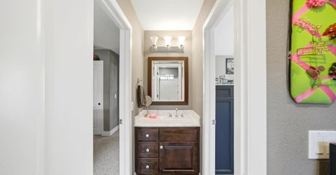 9033 Laguna Lake Way, Elk Grove, CA 95758 Photo