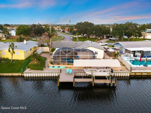 360 Diana Boulevard , Merritt Island, FL 32953