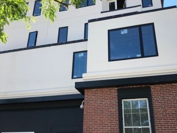 979 Main St, Unit 2, Walpole, MA 02081