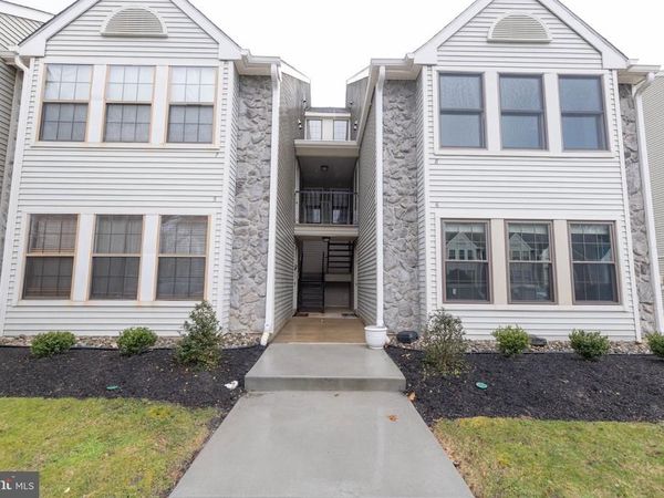 6 CHELMSFORD COURT , MARLTON, NJ 08053
