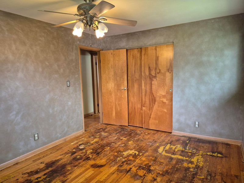 4260 E Mound Street , Columbus, OH 43227 Photo 22