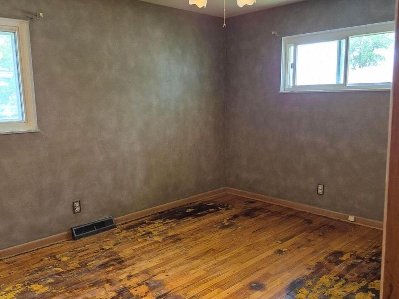 4260 E Mound Street , Columbus, OH 43227 Photo 23
