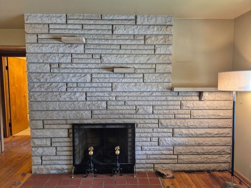 4260 E Mound Street , Columbus, OH 43227 Photo 8