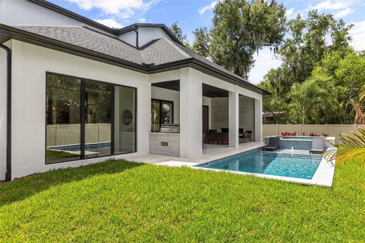 525 S Lakemont Avenue, Winter Park, FL 32792 Photo