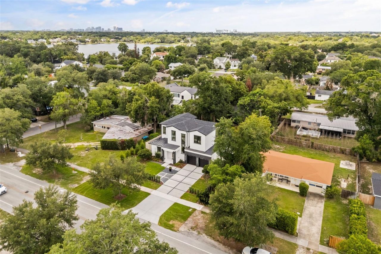525 S Lakemont Avenue, Winter Park, FL 32792 Photo