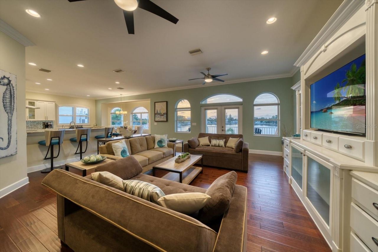 478 S Harbor Drive, Indian Rocks Beach, FL 33785 Photo