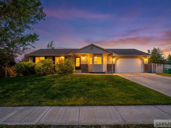 4465 E Cochise Drive, AMMON, ID 83406