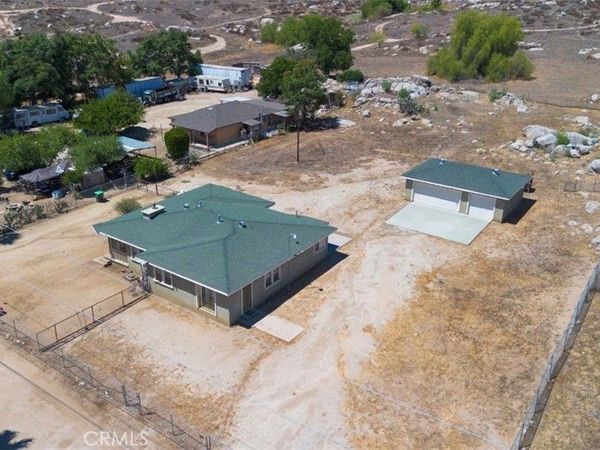1188 witt st, Perris, CA 92570