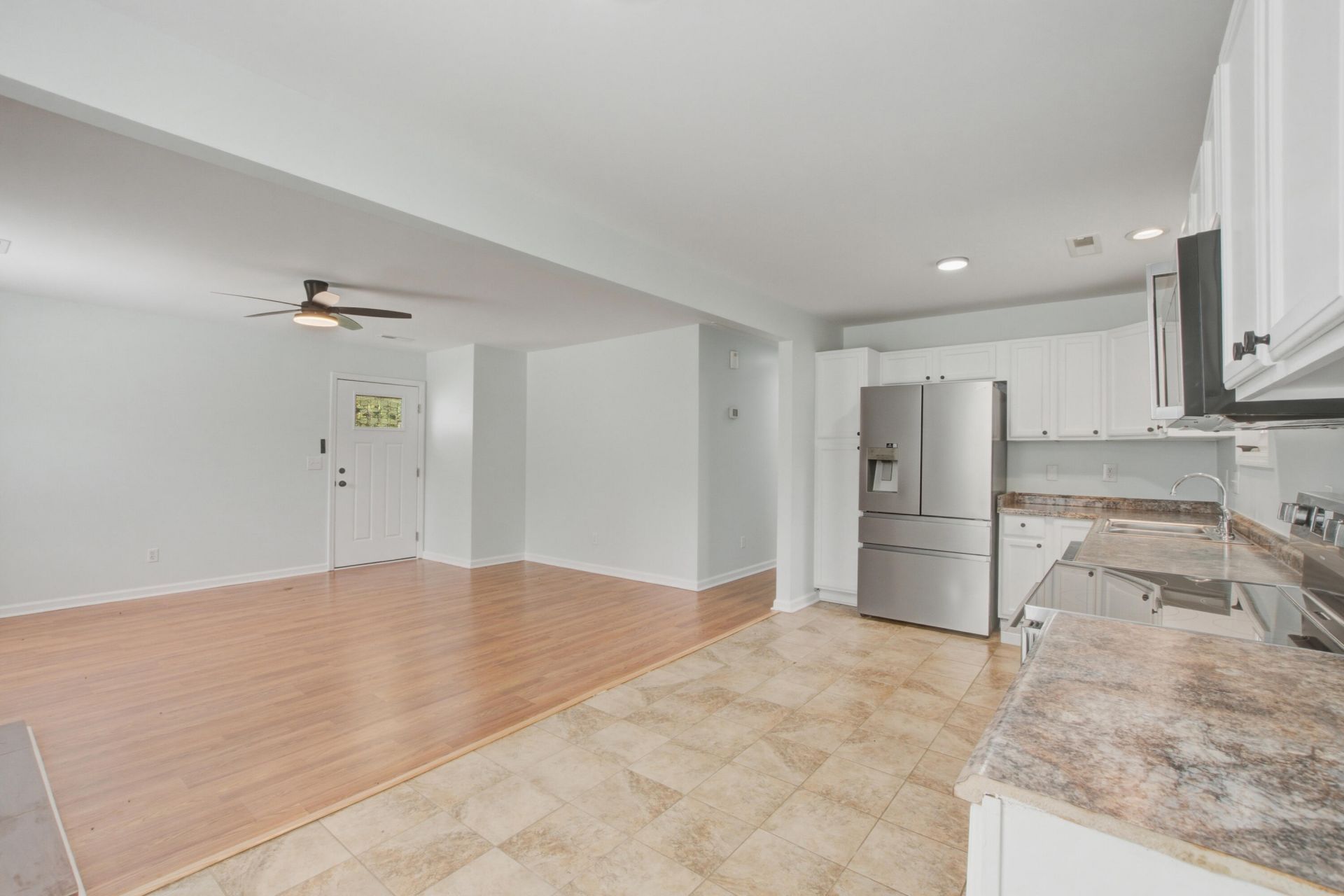 50 Elmwood Place Photo 15