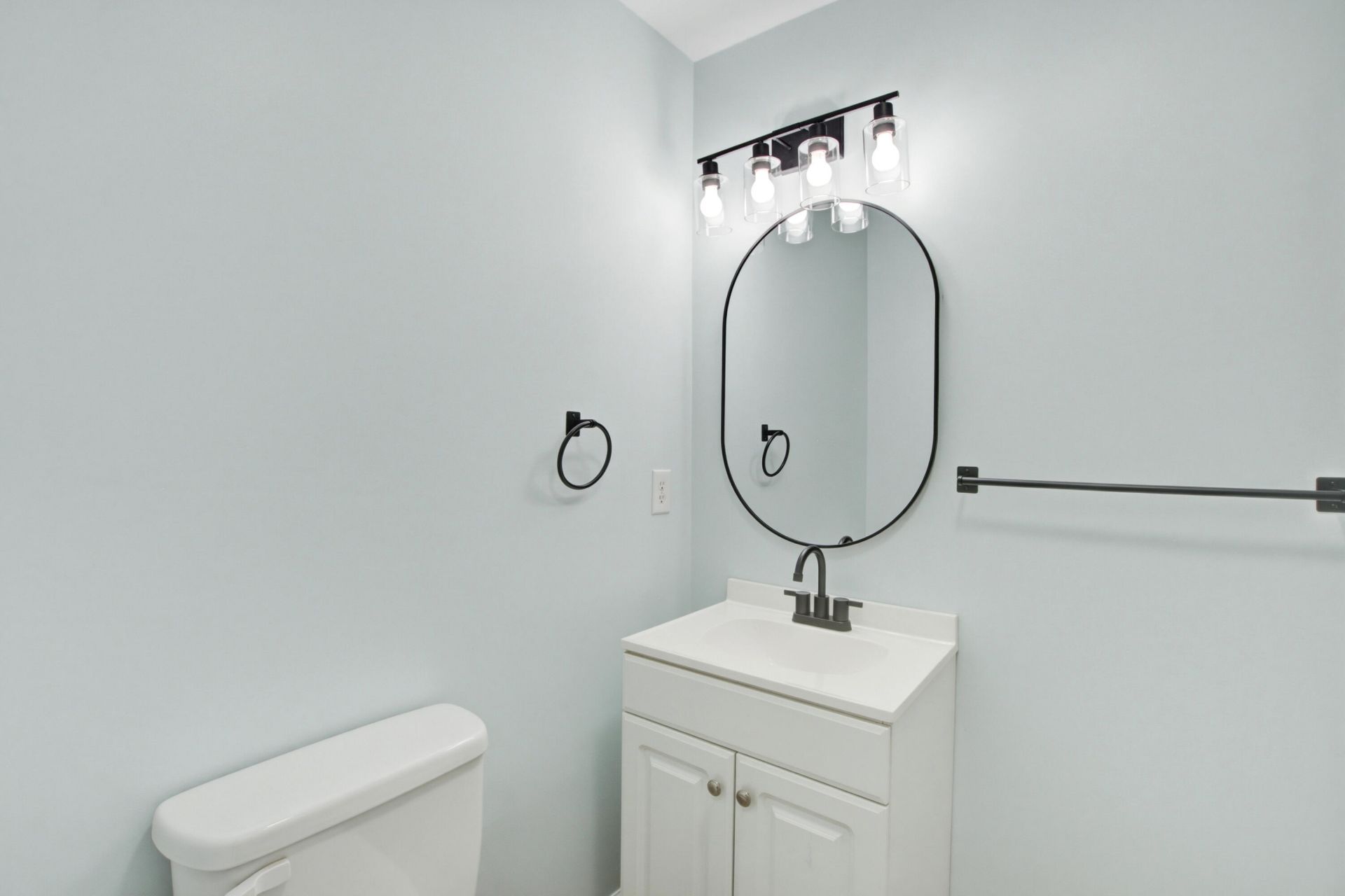 50 Elmwood Place Photo 21