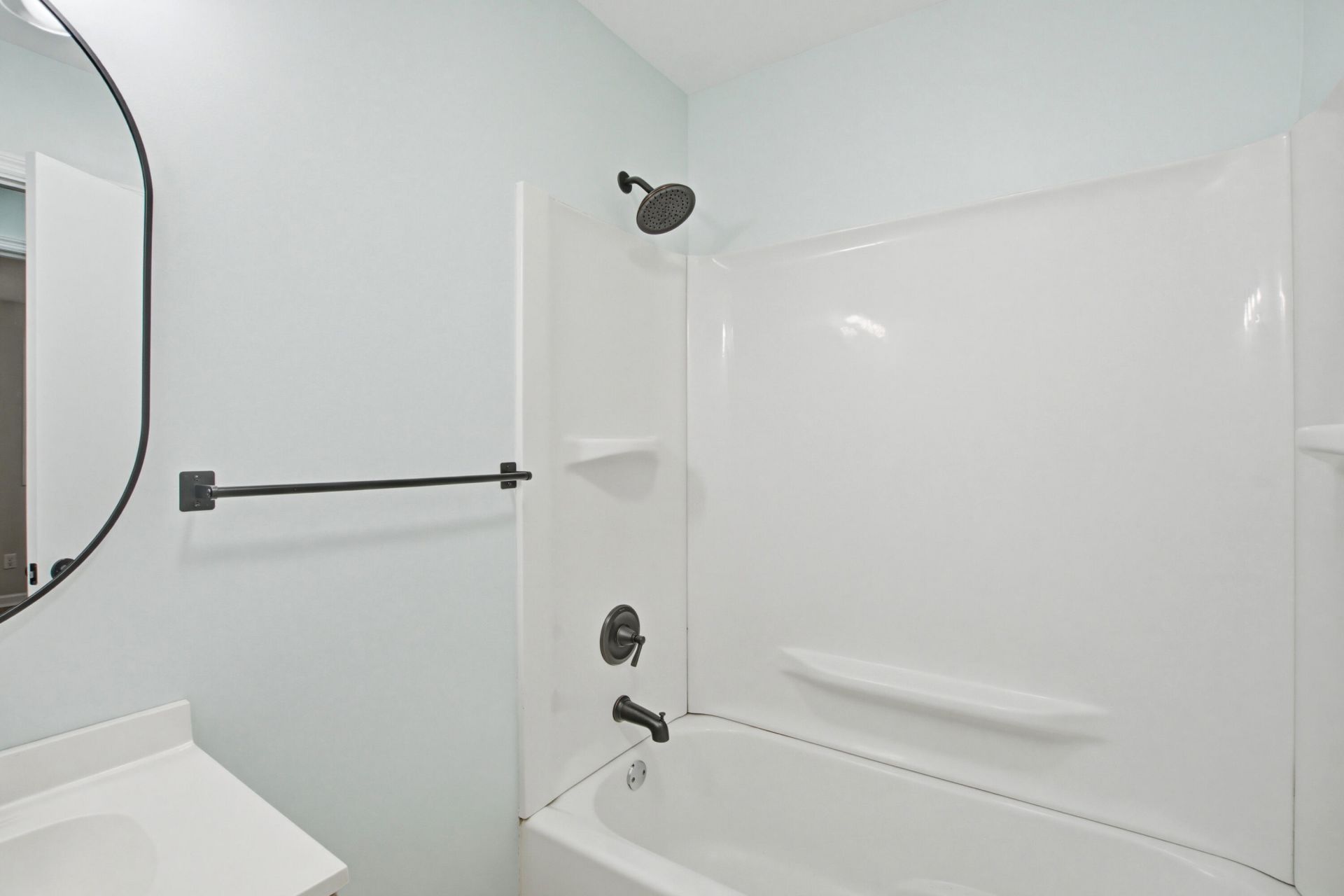 50 Elmwood Place Photo 22