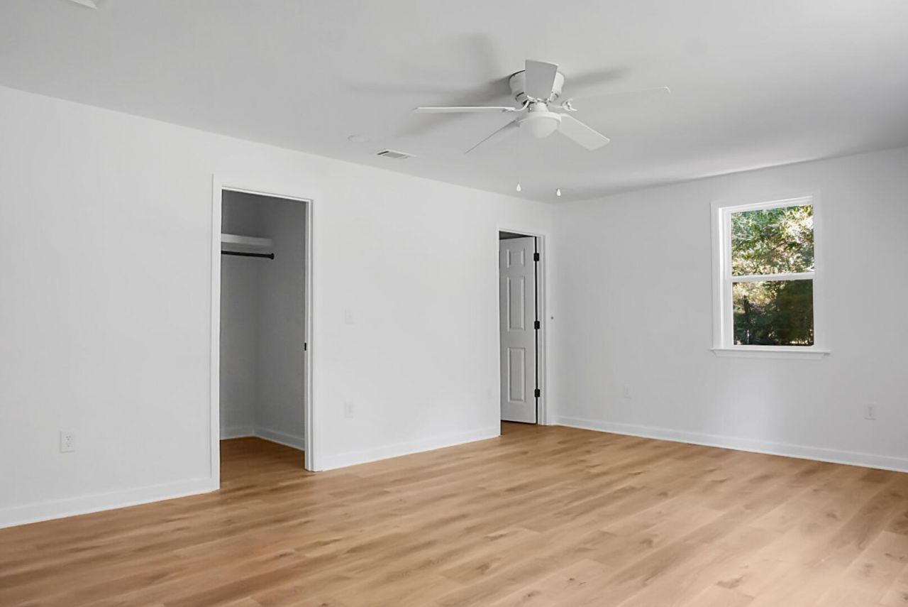 1393 Harristown Road Photo 26