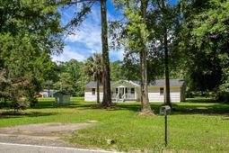 1393 Harristown Road photo 4
