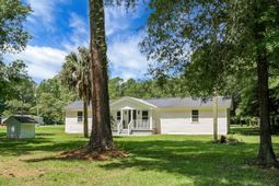 1393 Harristown Road photo 4