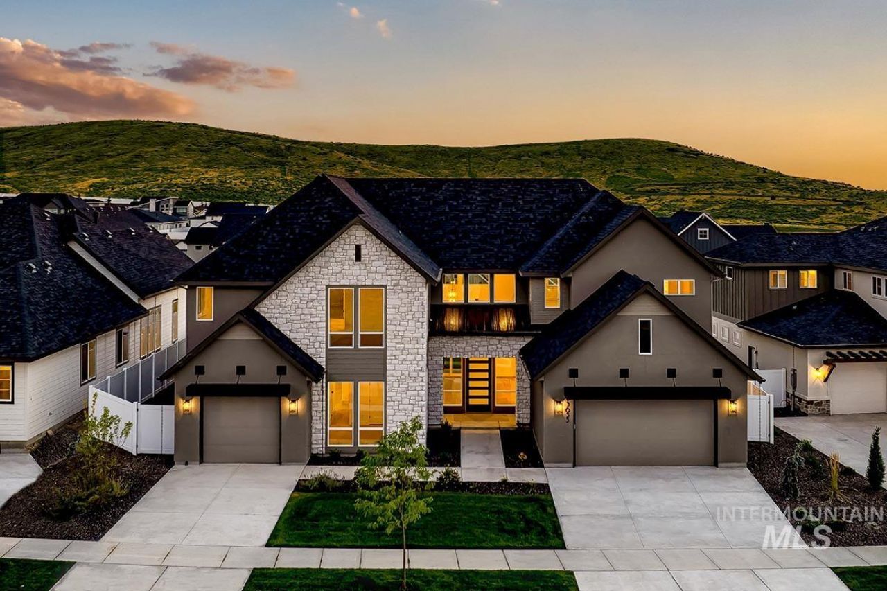 14156 N Goldfinch Ave, Boise, ID 83714 Main Photo