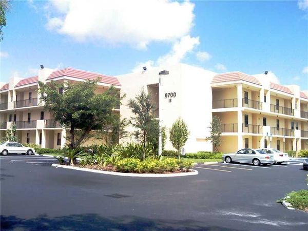 6729 Coral Lake Drive, Unit 6729, Margate, FL 33063
