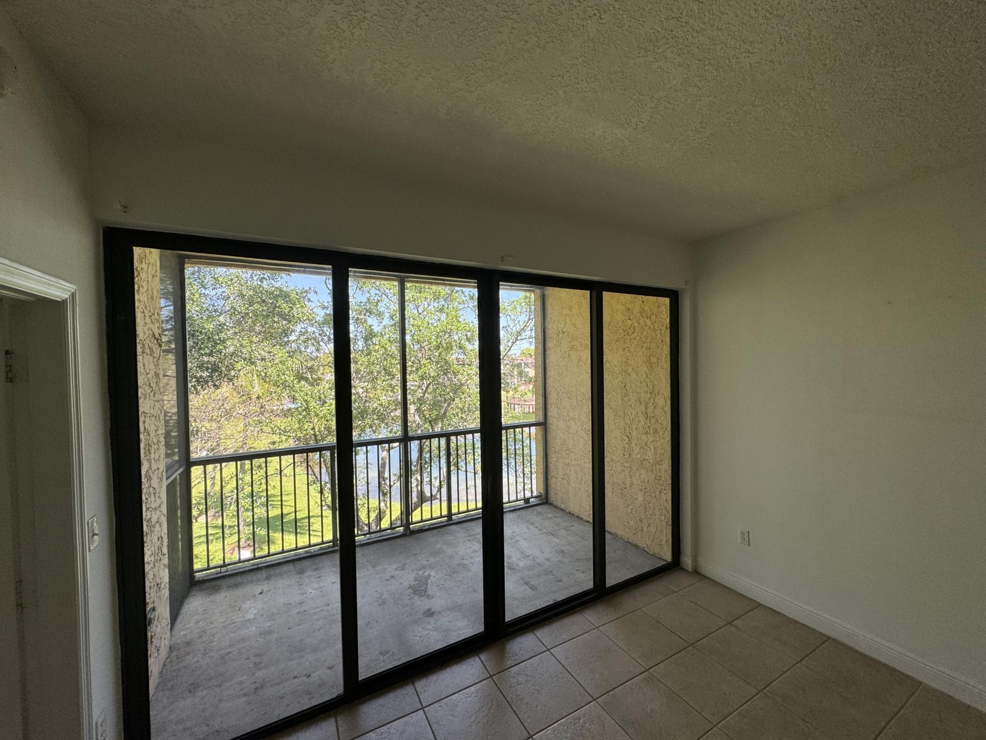 6729 Coral Lake Drive, Unit 6729, Margate, FL 33063 Photo