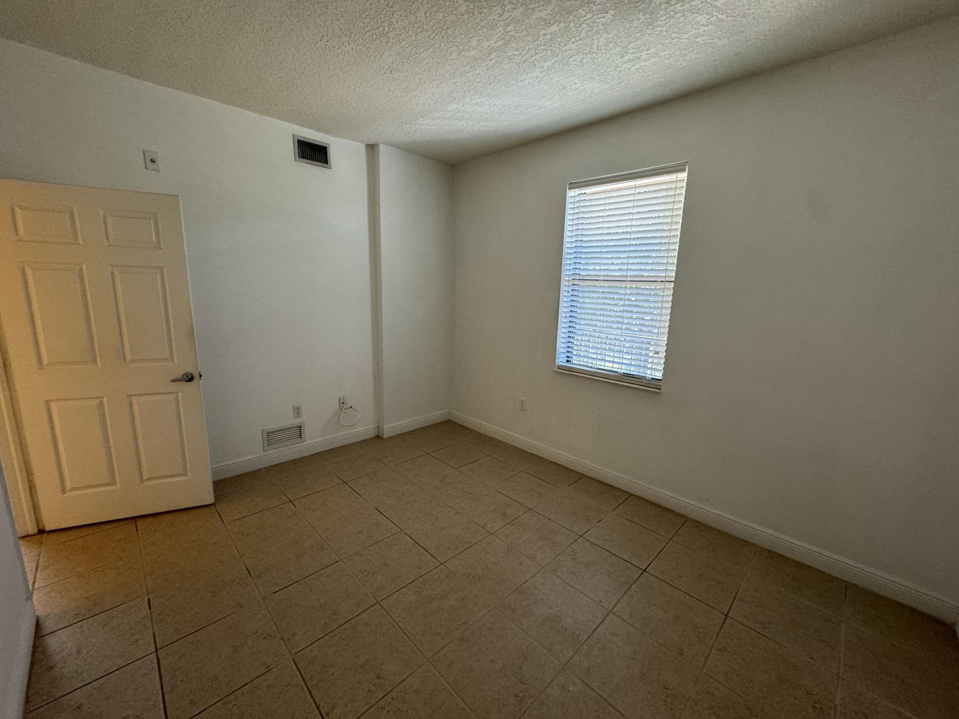 6729 Coral Lake Drive, Unit 6729, Margate, FL 33063 Photo