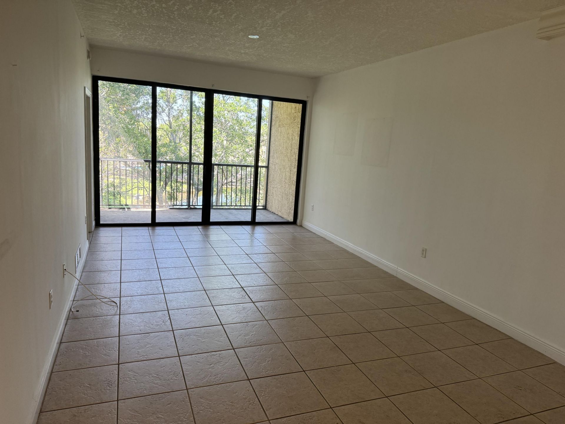 6729 Coral Lake Drive, Unit 6729, Margate, FL 33063 Photo