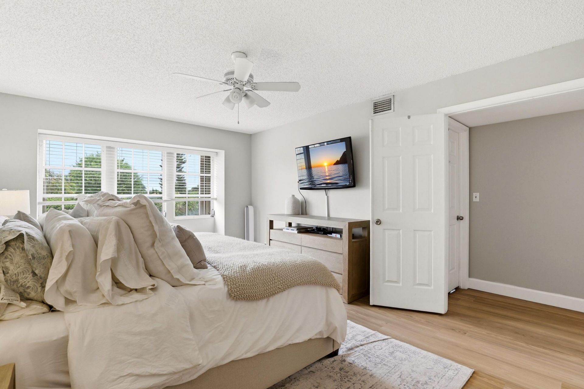 4348 Hazel Avenue, Unit D, Palm Beach Gardens, FL 33410 Photo