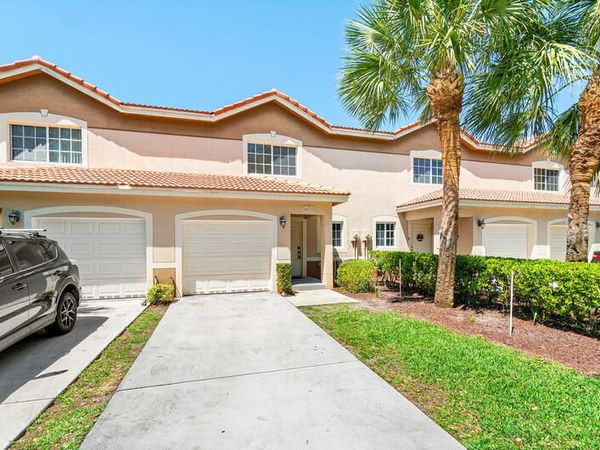 6635 Old Farm Trail, Boynton Beach, FL 33437