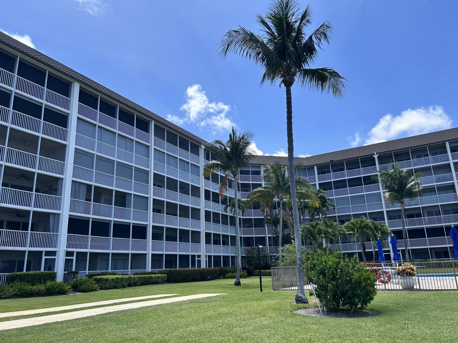 400 N Federal Highway, Unit 107, Deerfield Beach, FL 33441 Photo