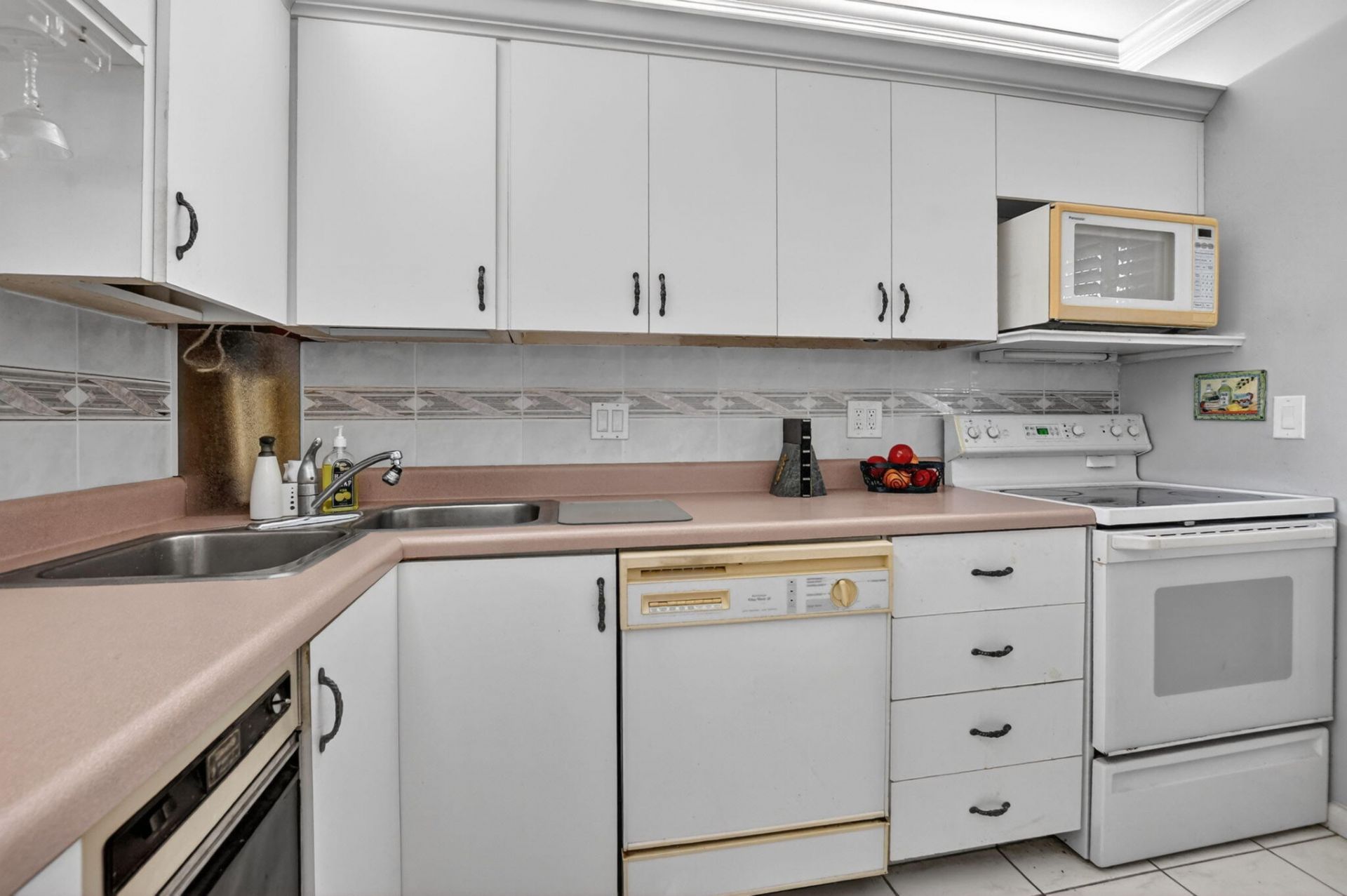 400 N Federal Highway, Unit 107, Deerfield Beach, FL 33441 Photo