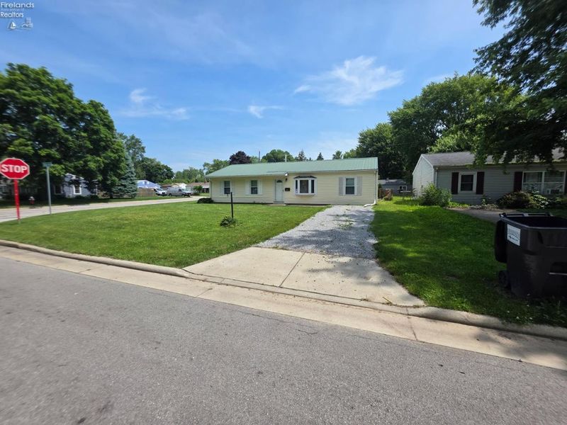 5002 Dallas Avenue, Sandusky, OH 44870 Photo 4