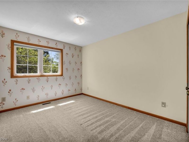 9842 Johnnycake Ridge Road, Mentor, OH 44060 Photo 18
