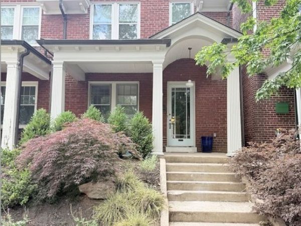 3323 W Grace Street , Richmond, VA 23221