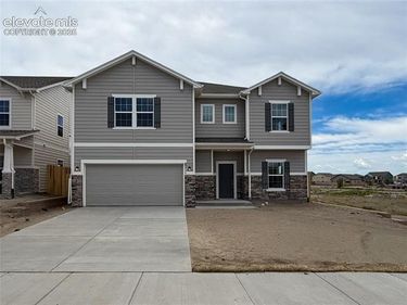 8211 Henzlee Place, Falcon, CO 80831