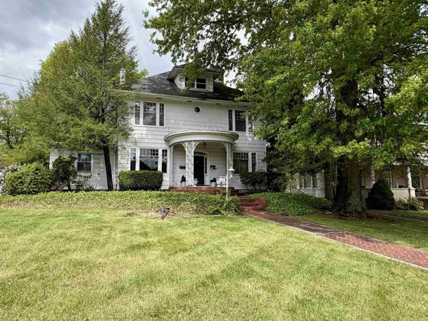 608 Milford Street, Clarksburg, WV 26301