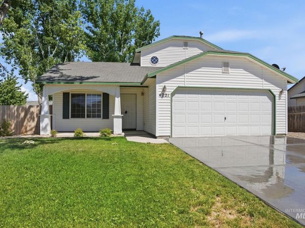 4721 Pioneer Ave, Caldwell, ID 83607