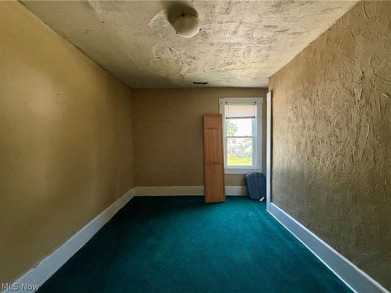 39 Duquesne Street, Columbiana, OH 44408 Photo 34