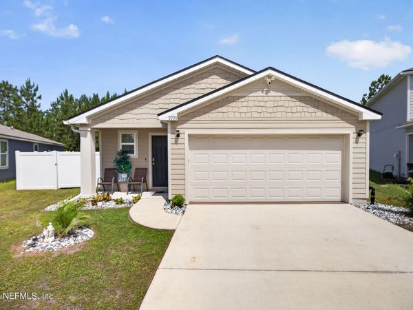 5990 BUCKING BRONCO Drive, Jacksonville, FL 32234