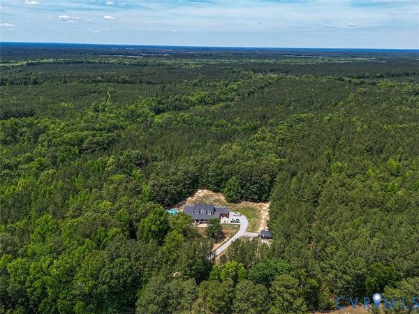 9013 Southampton Pkwy , Drewryville, VA 23844
